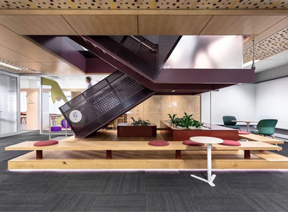 创新思维的办公装修设计空间是怎样的——爱尔康Alcon